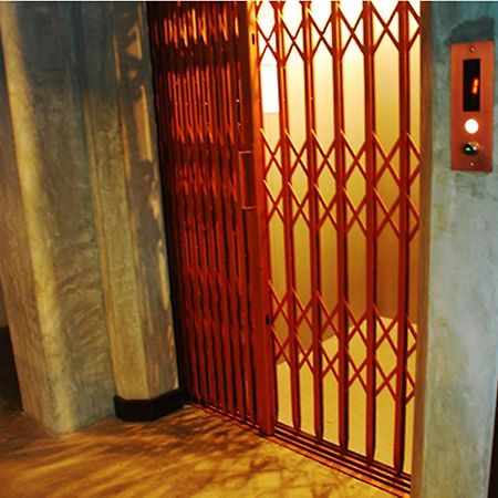 Fortville Guesthouse Bangkok Dış mekan fotoğraf