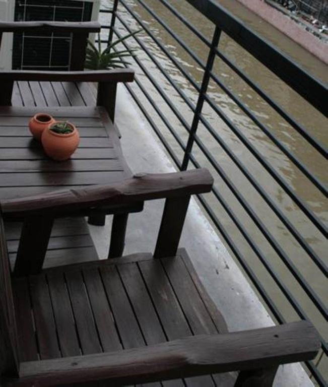Fortville Guesthouse Bangkok Oda fotoğraf