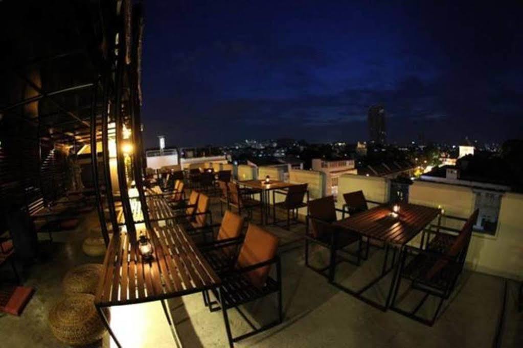Fortville Guesthouse Bangkok Dış mekan fotoğraf